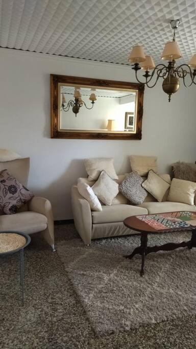 Charming Three Bedroom Apartment In Alcoi Extérieur photo