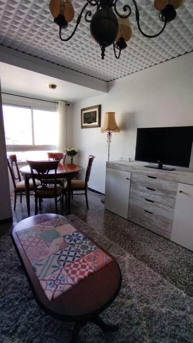 Charming Three Bedroom Apartment In Alcoi Extérieur photo
