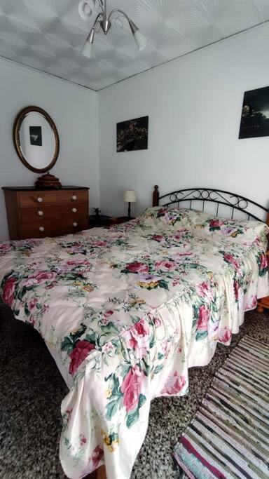 Charming Three Bedroom Apartment In Alcoi Extérieur photo